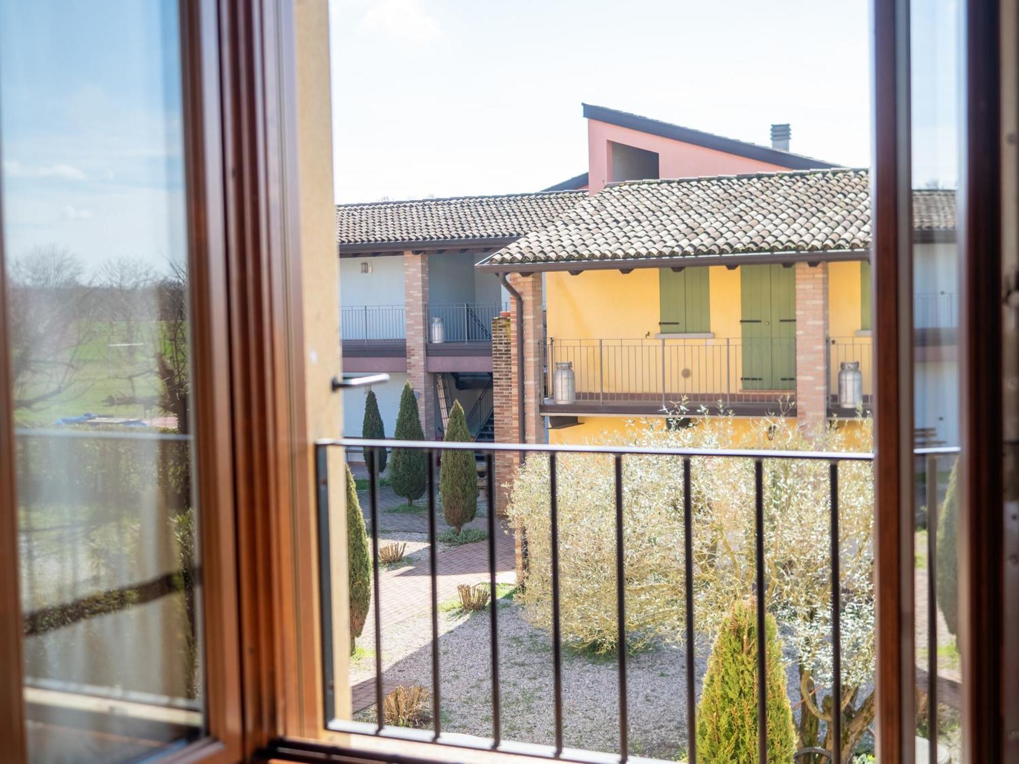 Agriturismo Borgo Del Mincio Volta Mantovana Exteriör bild